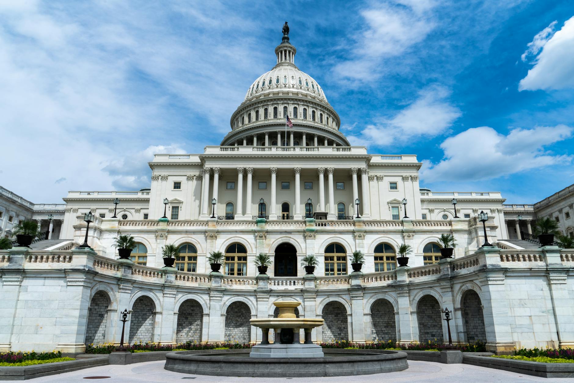 Federal government building representing Treasury securities and bonds